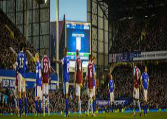 10 मिमी पिक्सेल पिच आउटडोर एलईडी बिलबोर्ड डिस्प्ले